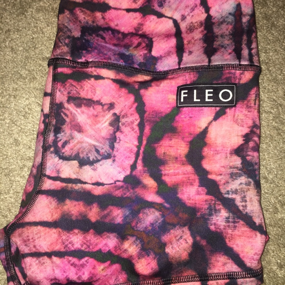 Fleo Shorts